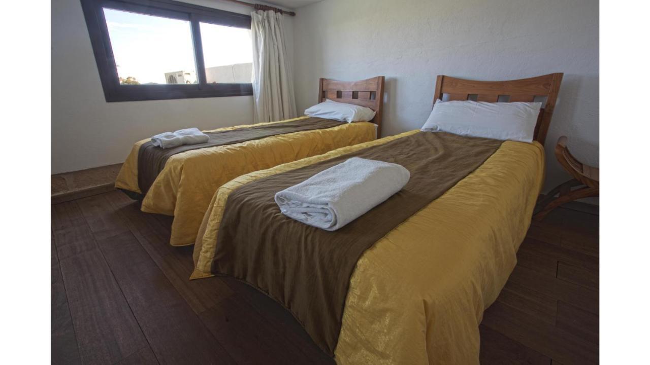 Villa Daniel 5 Mins By Taxi Into Ibiza Town Sant Jordi de ses Salines Buitenkant foto