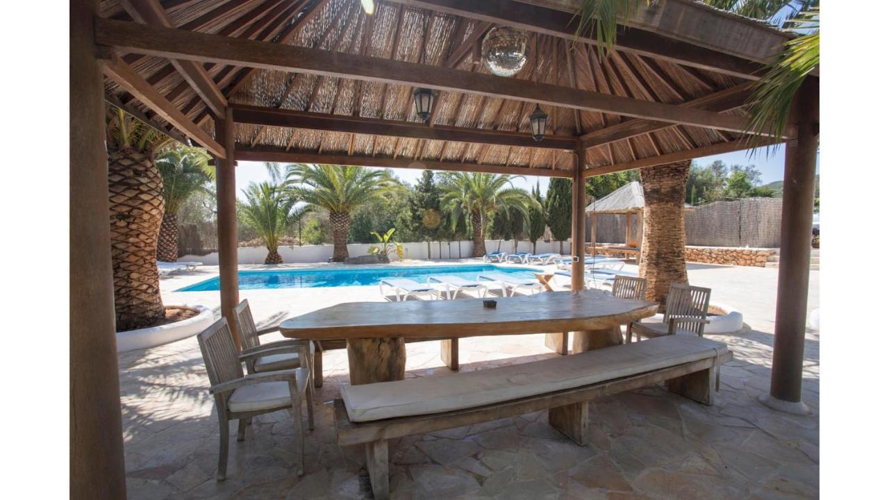 Villa Daniel 5 Mins By Taxi Into Ibiza Town Sant Jordi de ses Salines Buitenkant foto