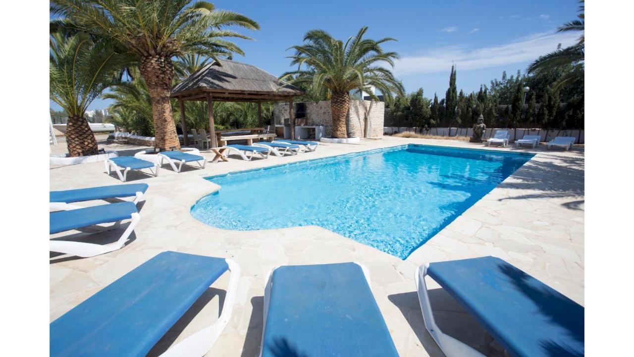 Villa Daniel 5 Mins By Taxi Into Ibiza Town Sant Jordi de ses Salines Buitenkant foto