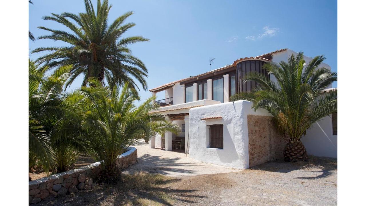 Villa Daniel 5 Mins By Taxi Into Ibiza Town Sant Jordi de ses Salines Buitenkant foto